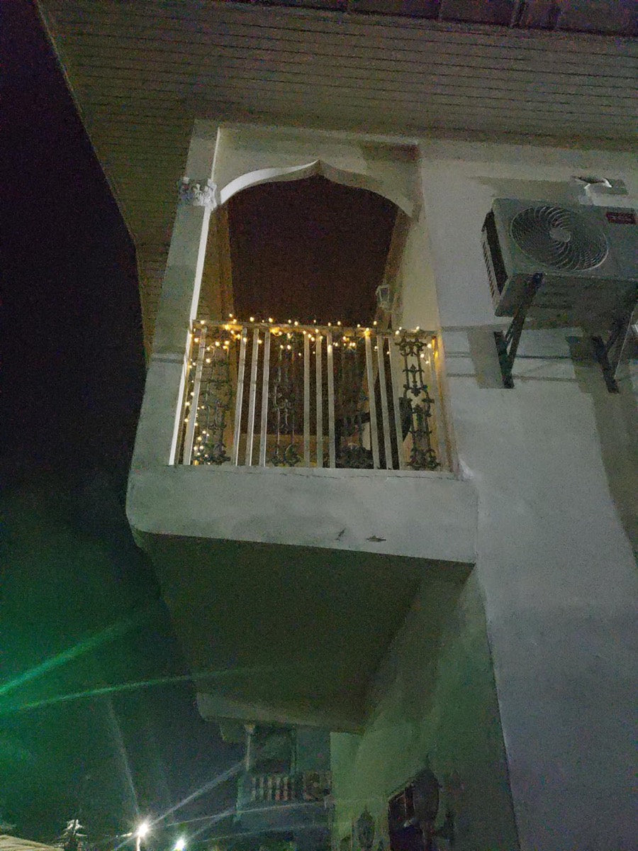 En el balcón